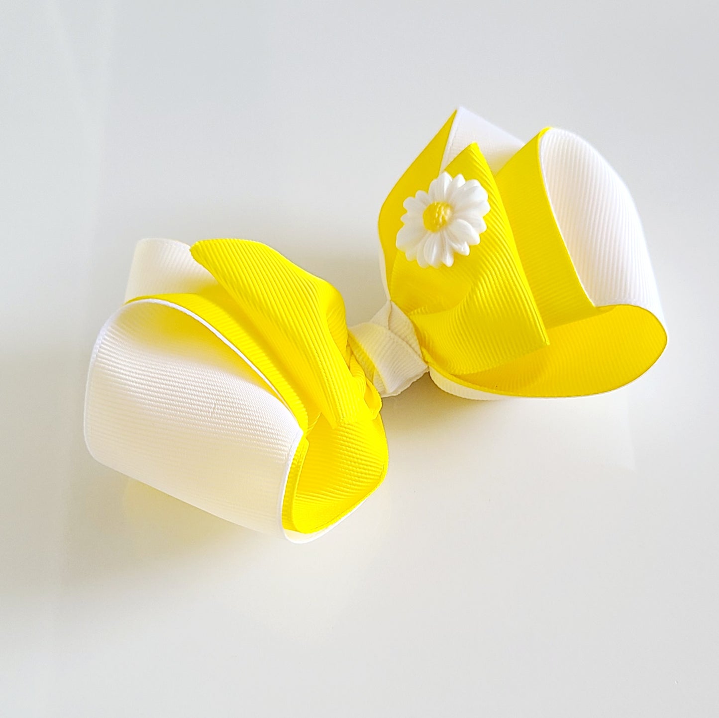 Daisy Hair Bow